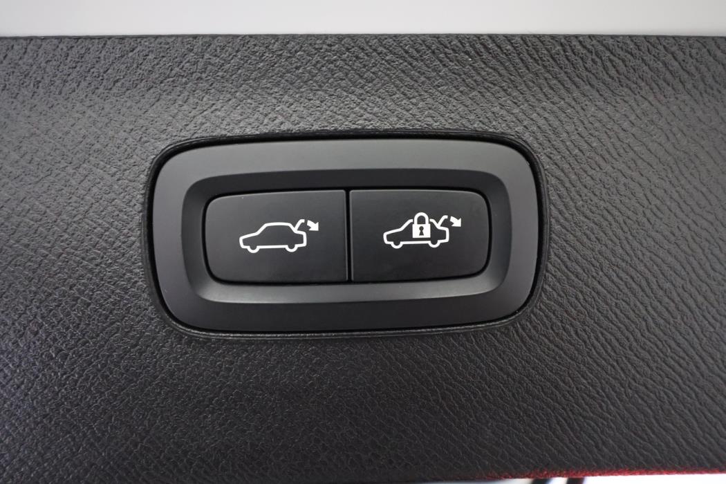 VOLVO XC90 2022
