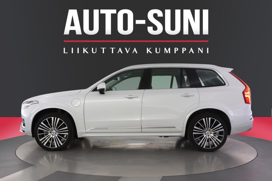 VOLVO XC90 2022