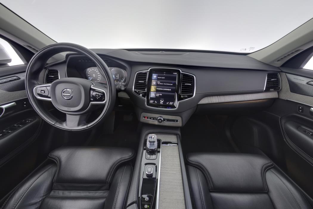 VOLVO XC90 2022