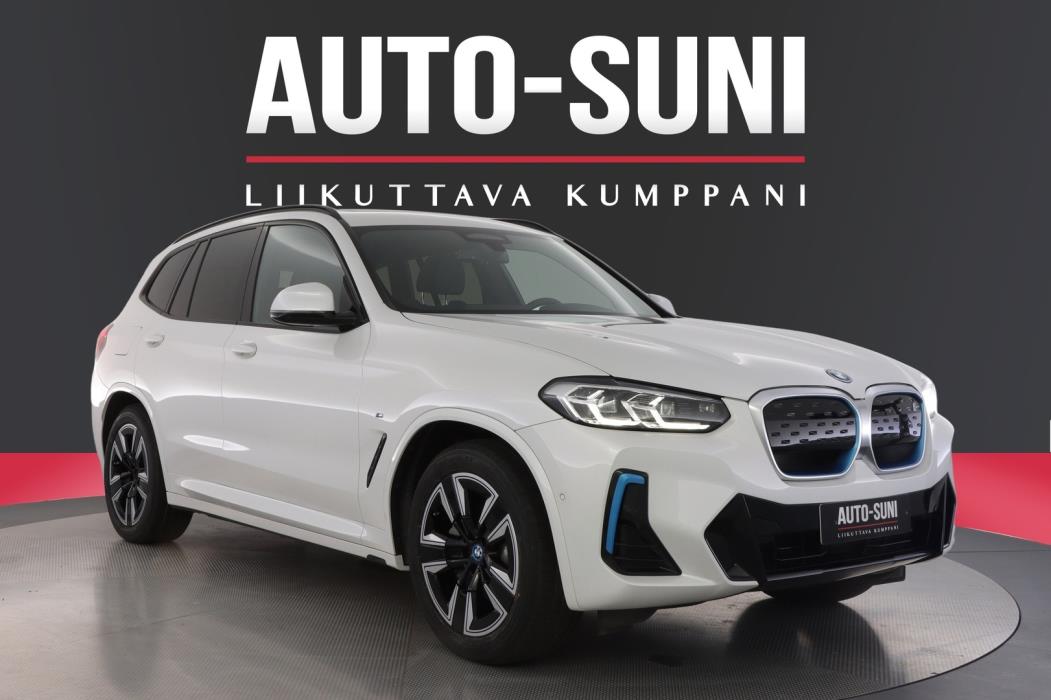 BMW iX3 2023