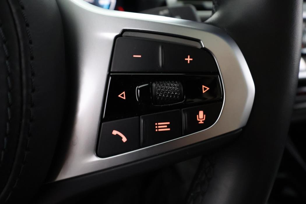 BMW iX3 2023