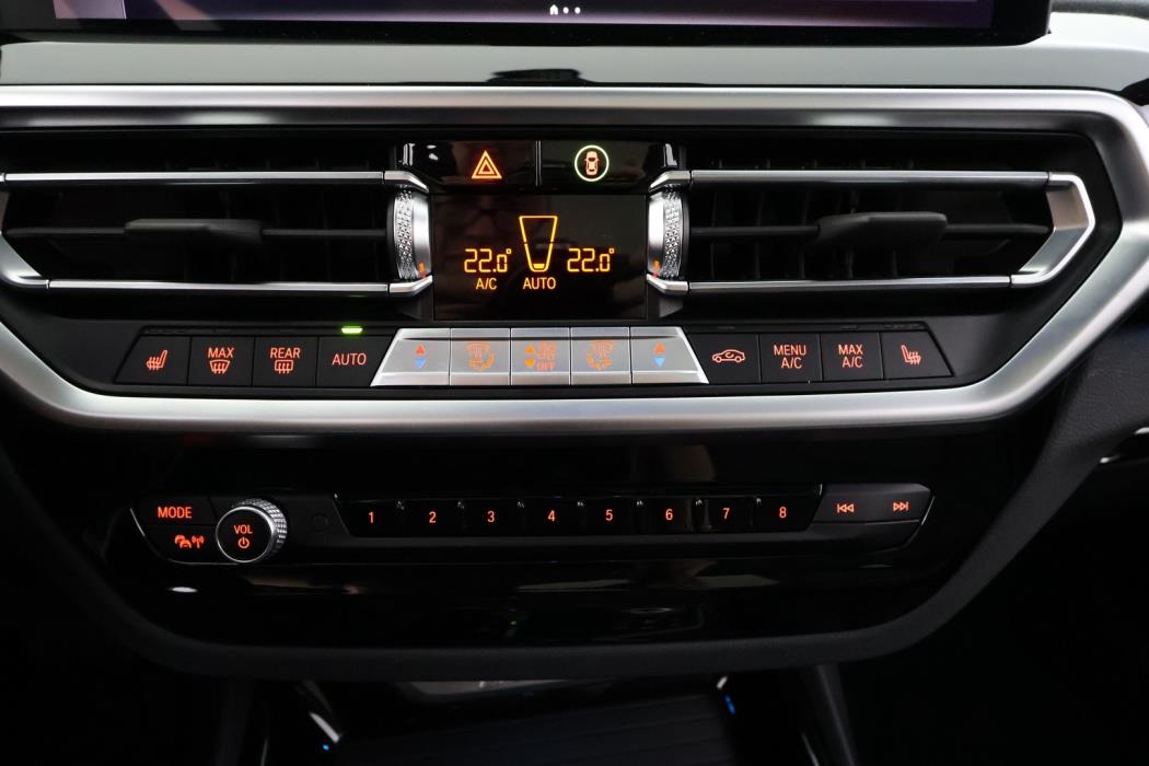 BMW iX3 2023