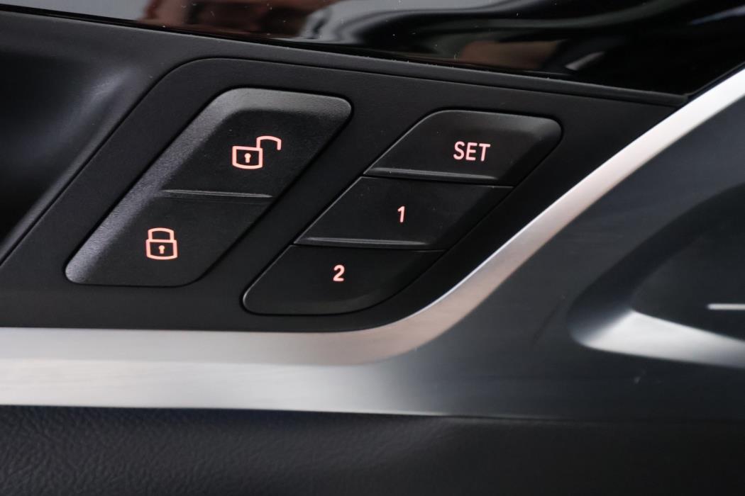 BMW iX3 2023