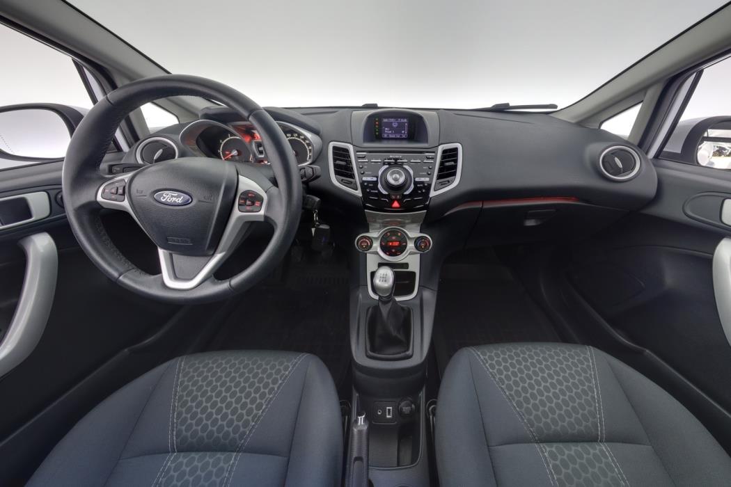 FORD Fiesta 2012