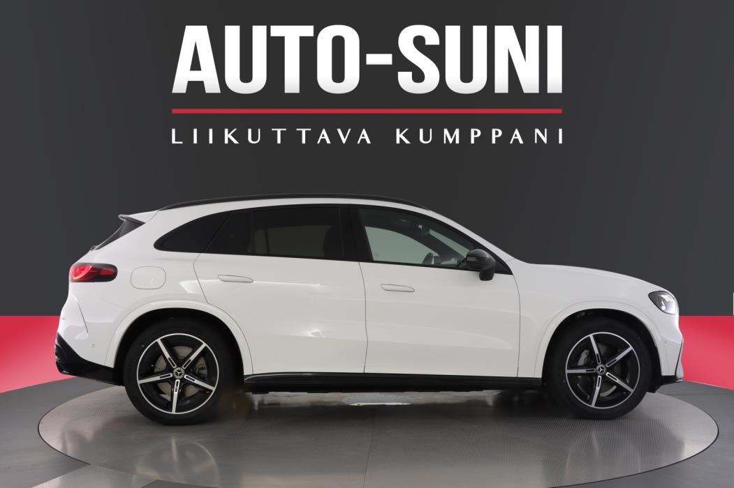 MERCEDES-BENZ GLC 2026