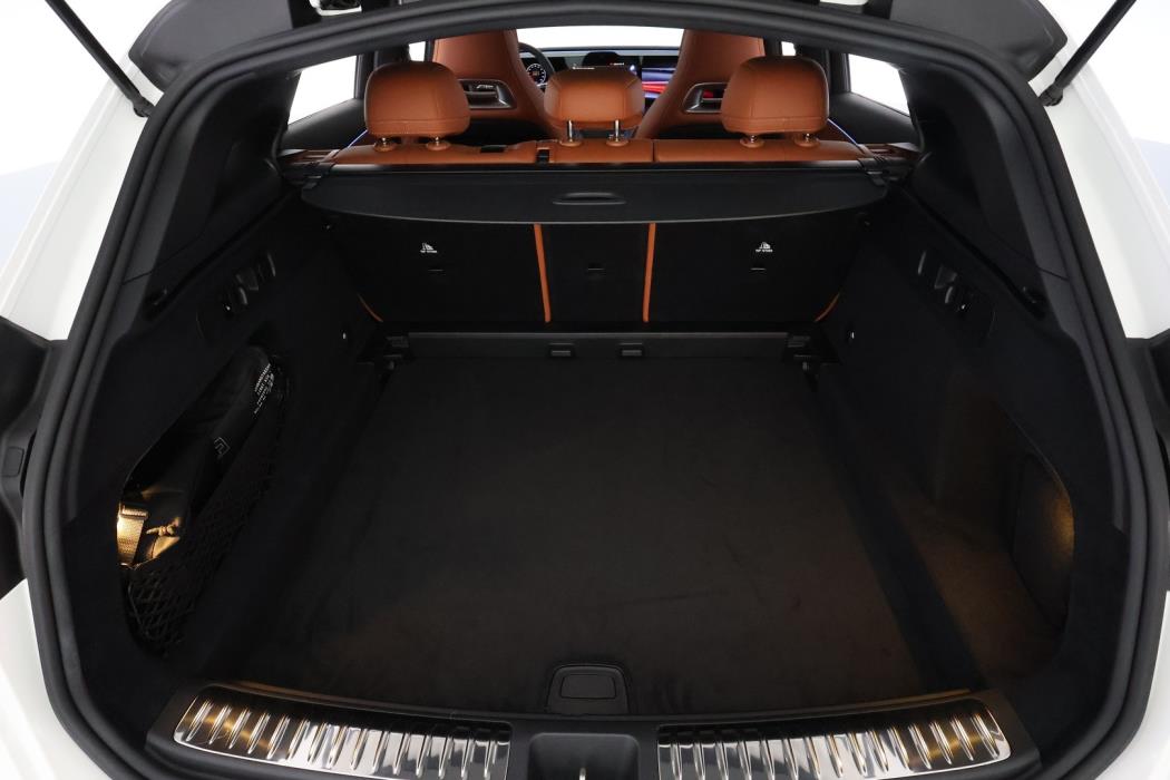 MERCEDES-BENZ GLC 2026