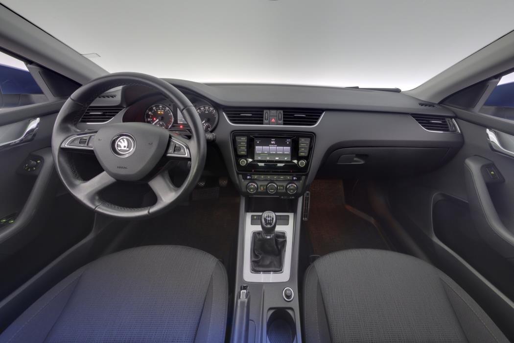 SKODA Octavia 2015