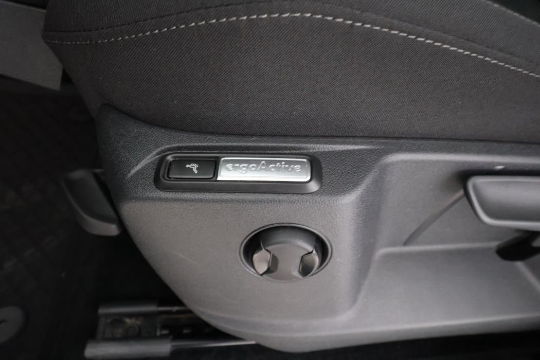 VOLKSWAGEN Tiguan 2016