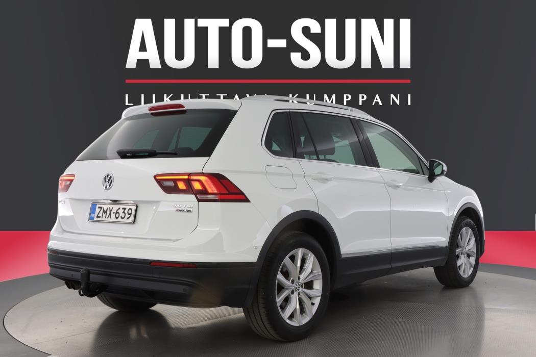 VOLKSWAGEN Tiguan 2016