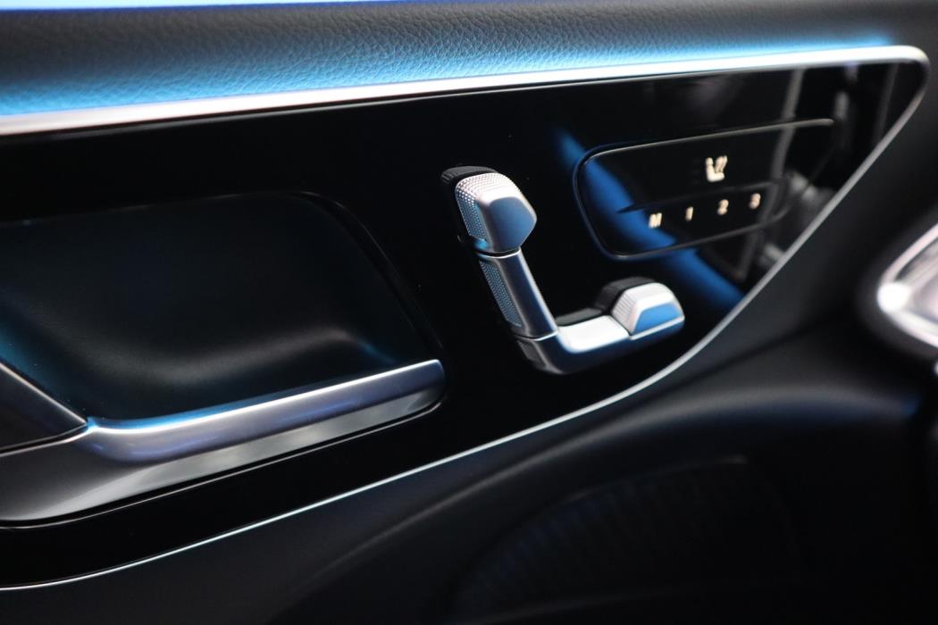 MERCEDES-BENZ E 2025