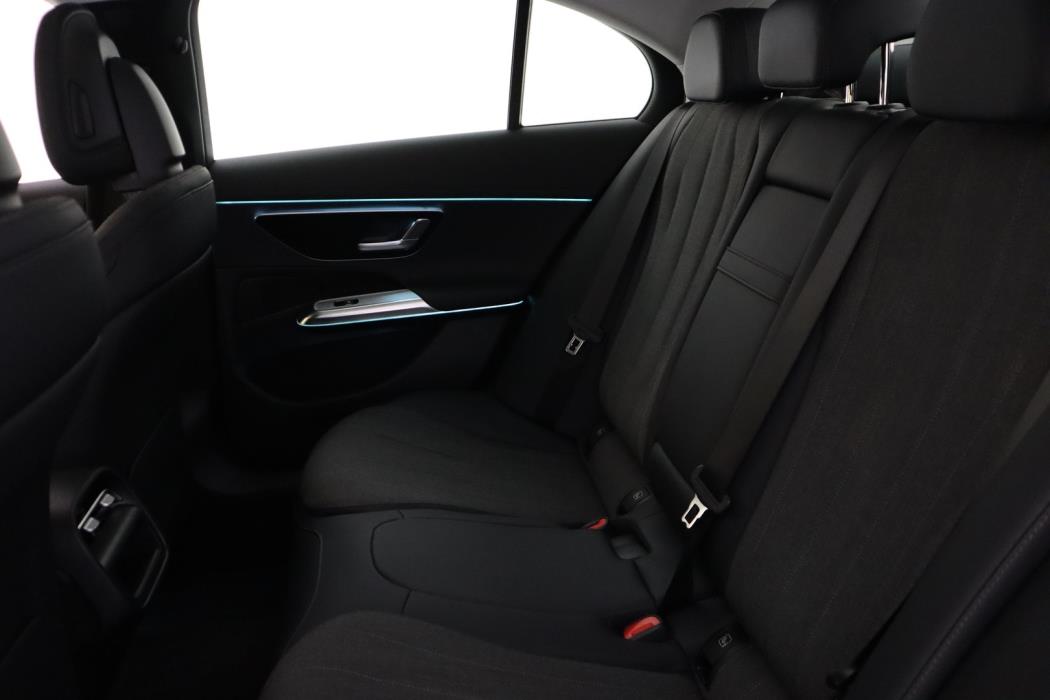 MERCEDES-BENZ E 2025