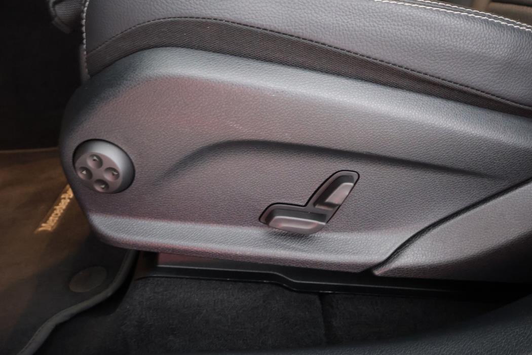 MERCEDES-BENZ EQC 2023