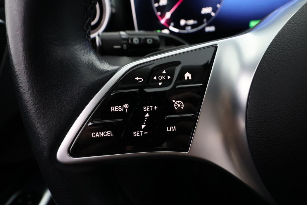 MERCEDES-BENZ C 2022