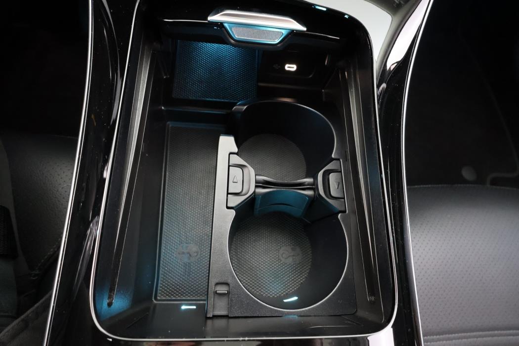 MERCEDES-BENZ C 2022