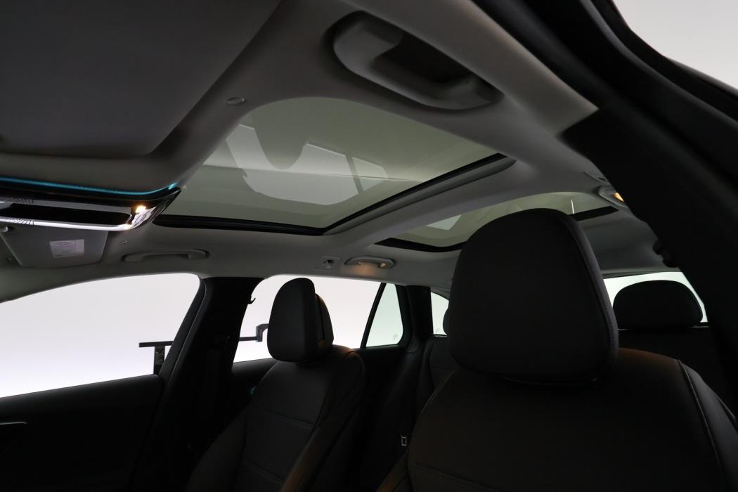 MERCEDES-BENZ C 2022