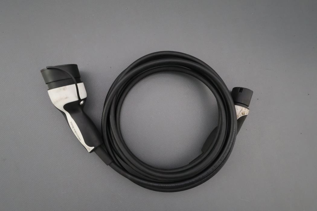 MERCEDES-BENZ C 2022