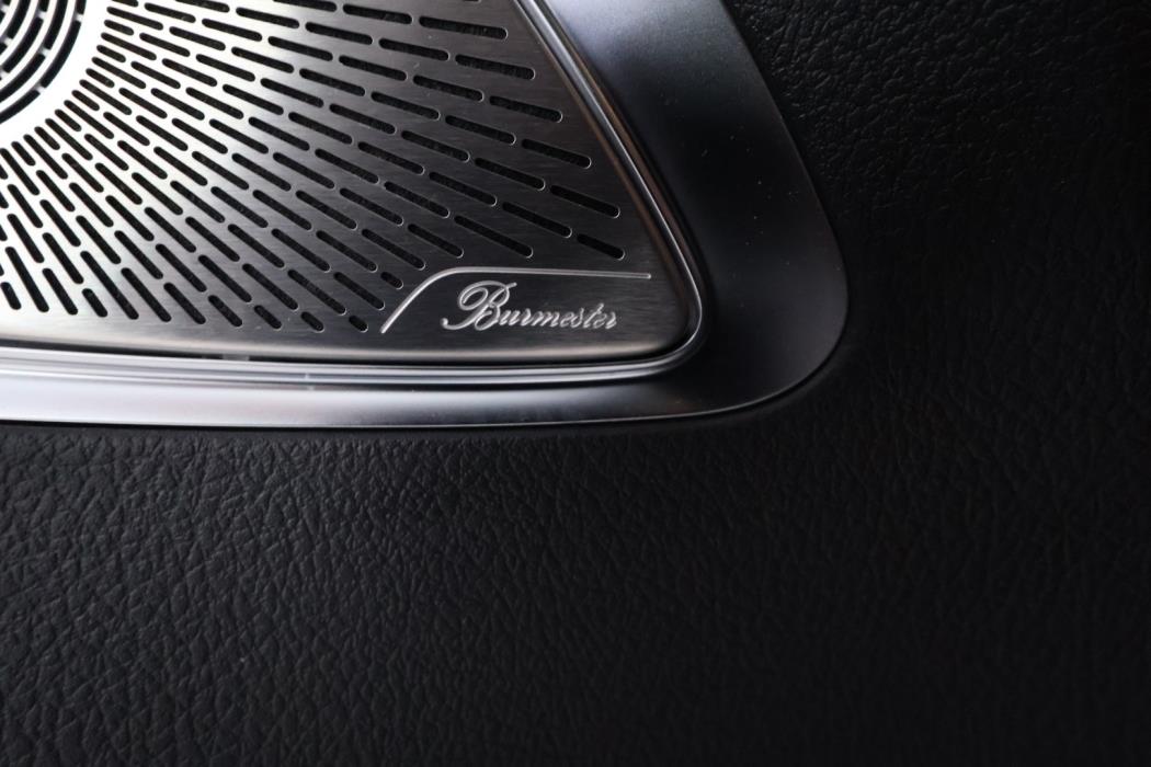 MERCEDES-BENZ EQE SUV 2024