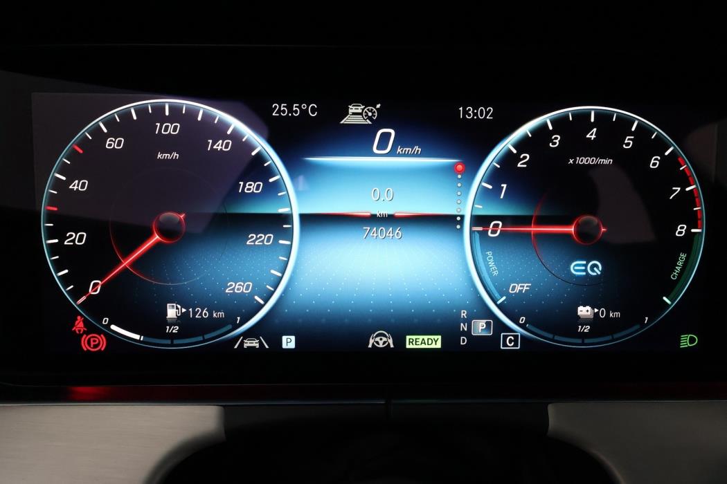 MERCEDES-BENZ E 2022