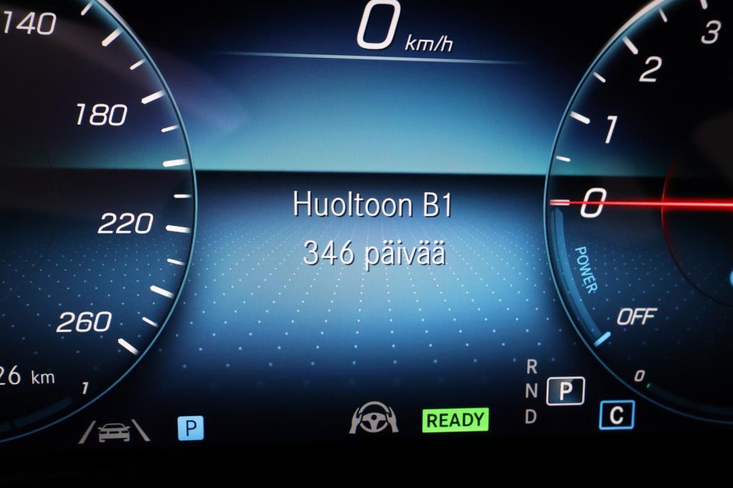 MERCEDES-BENZ E 2022