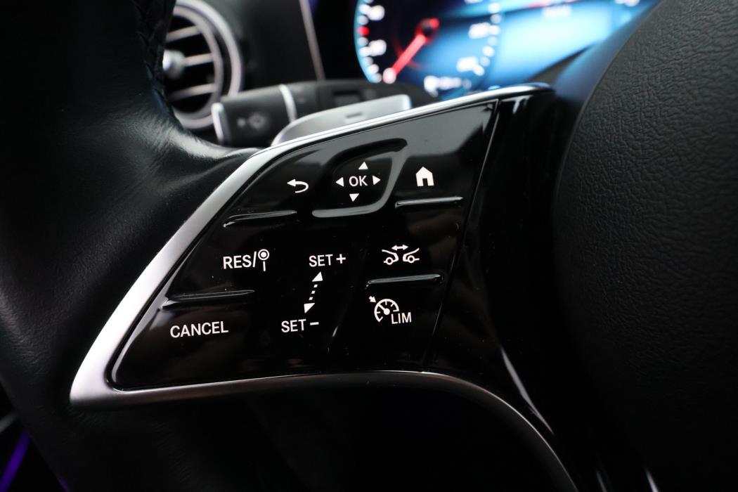 MERCEDES-BENZ E 2022