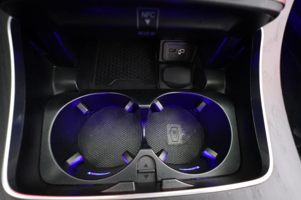 MERCEDES-BENZ E 2022