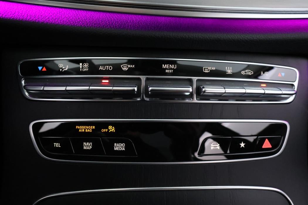 MERCEDES-BENZ E 2022