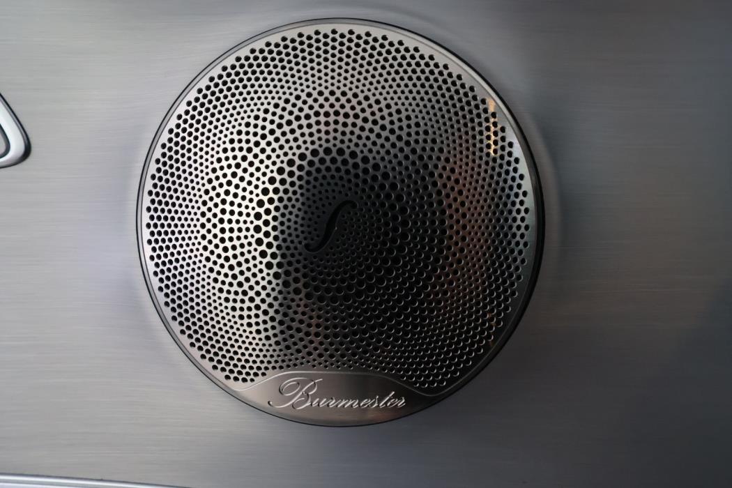 MERCEDES-BENZ E 2022