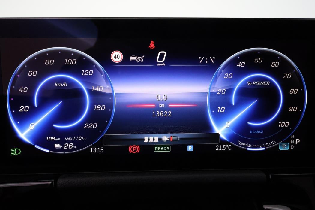 MERCEDES-BENZ EQA 2025