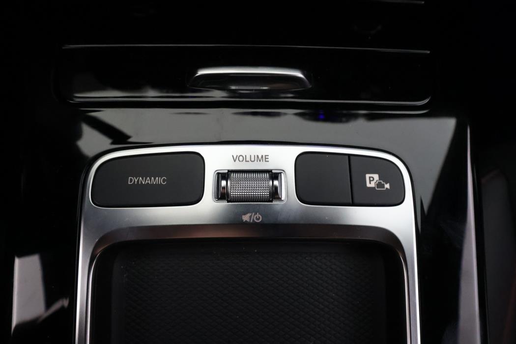 MERCEDES-BENZ CLA 2024