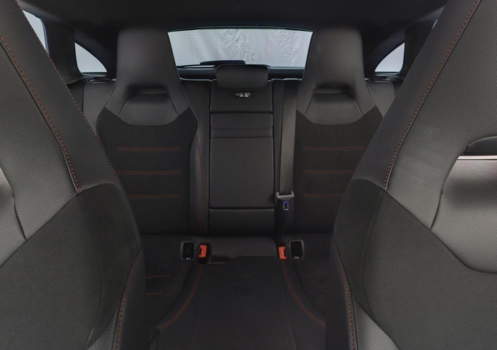 MERCEDES-BENZ CLA 2024