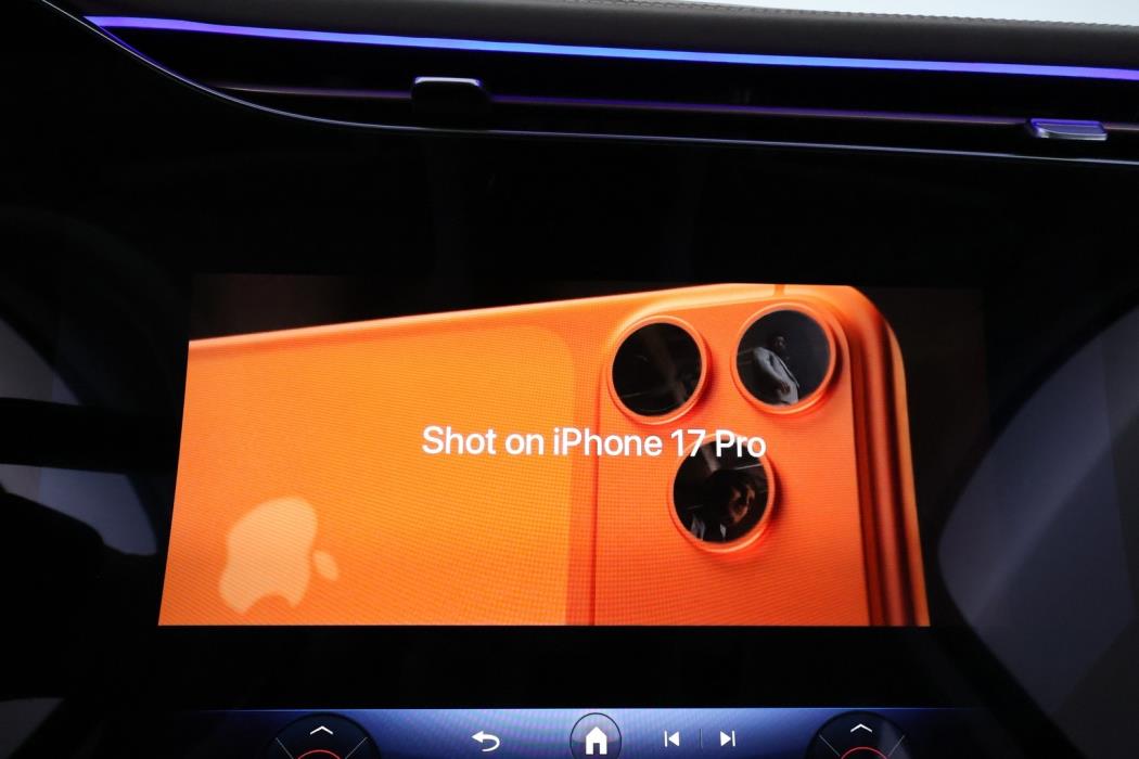 MERCEDES-BENZ EQE SUV 2023