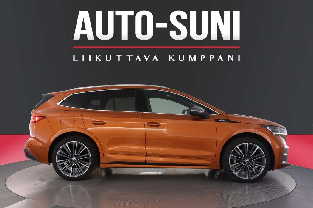 SKODA Enyaq 2025