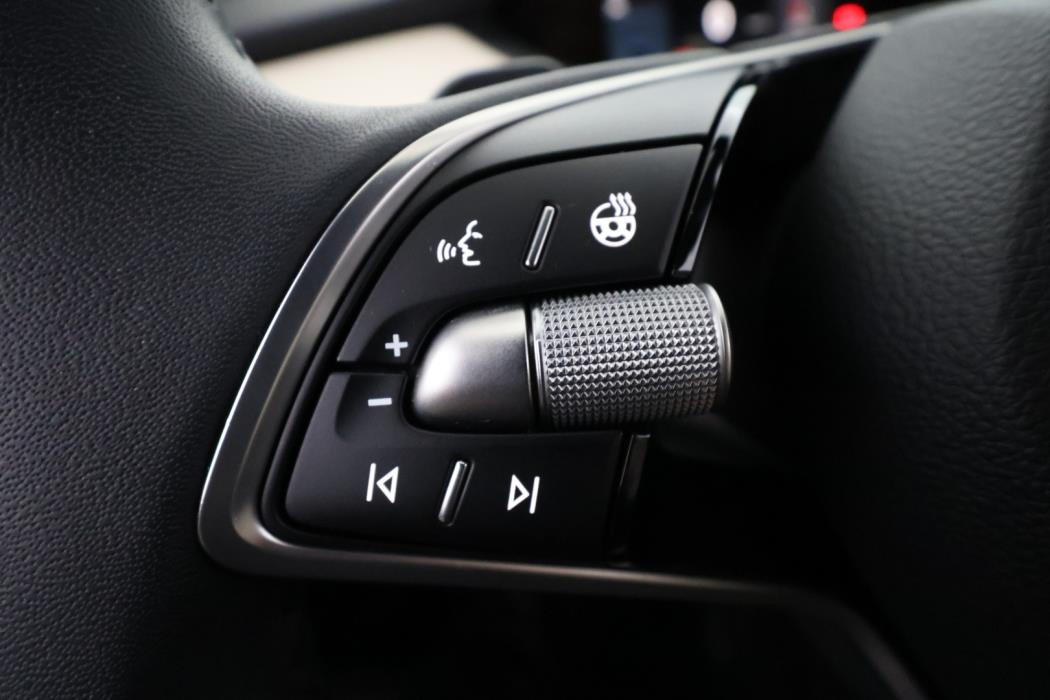 SKODA Enyaq 2025