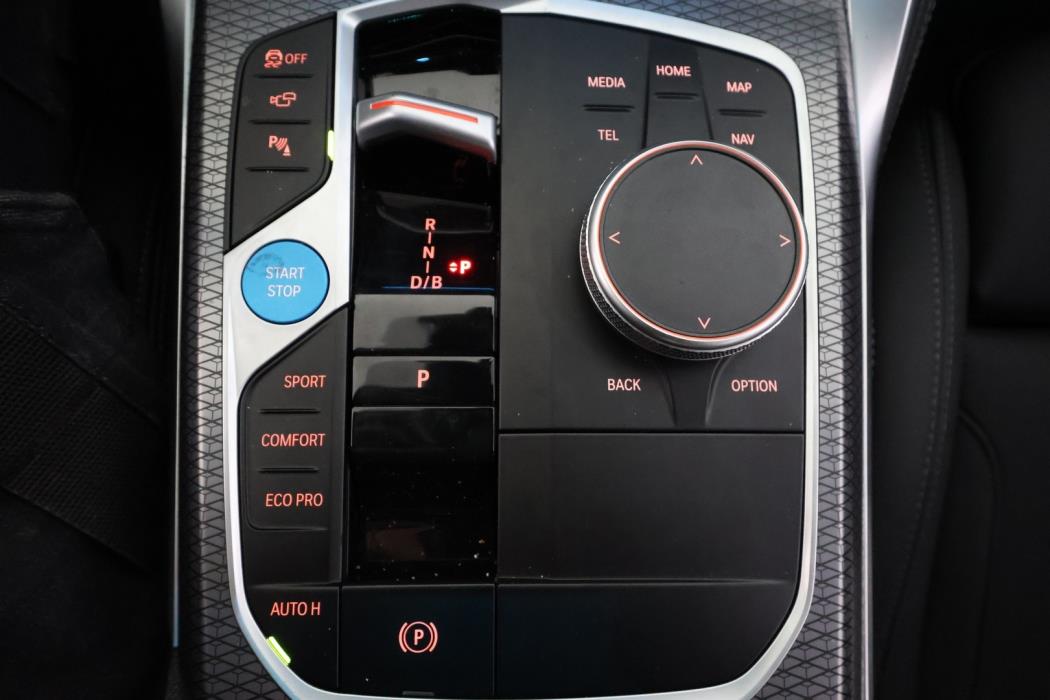 BMW i4 2025