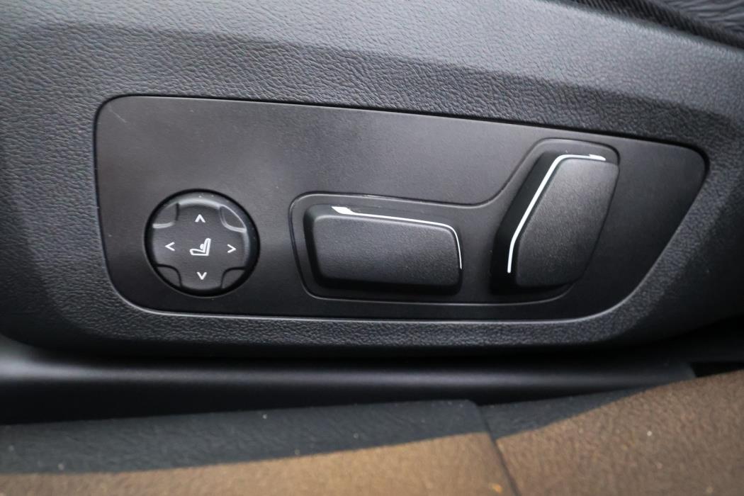 BMW i4 2025