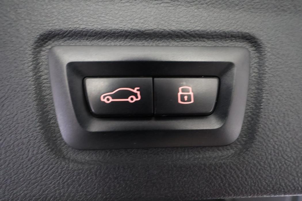 BMW i4 2025