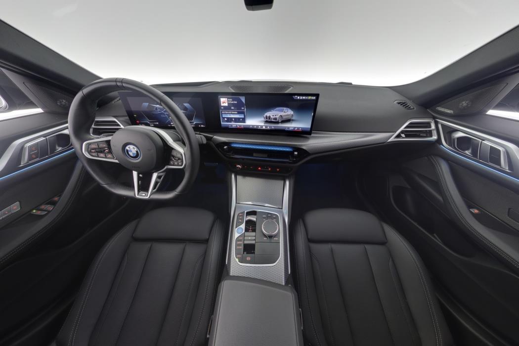 BMW i4 2025