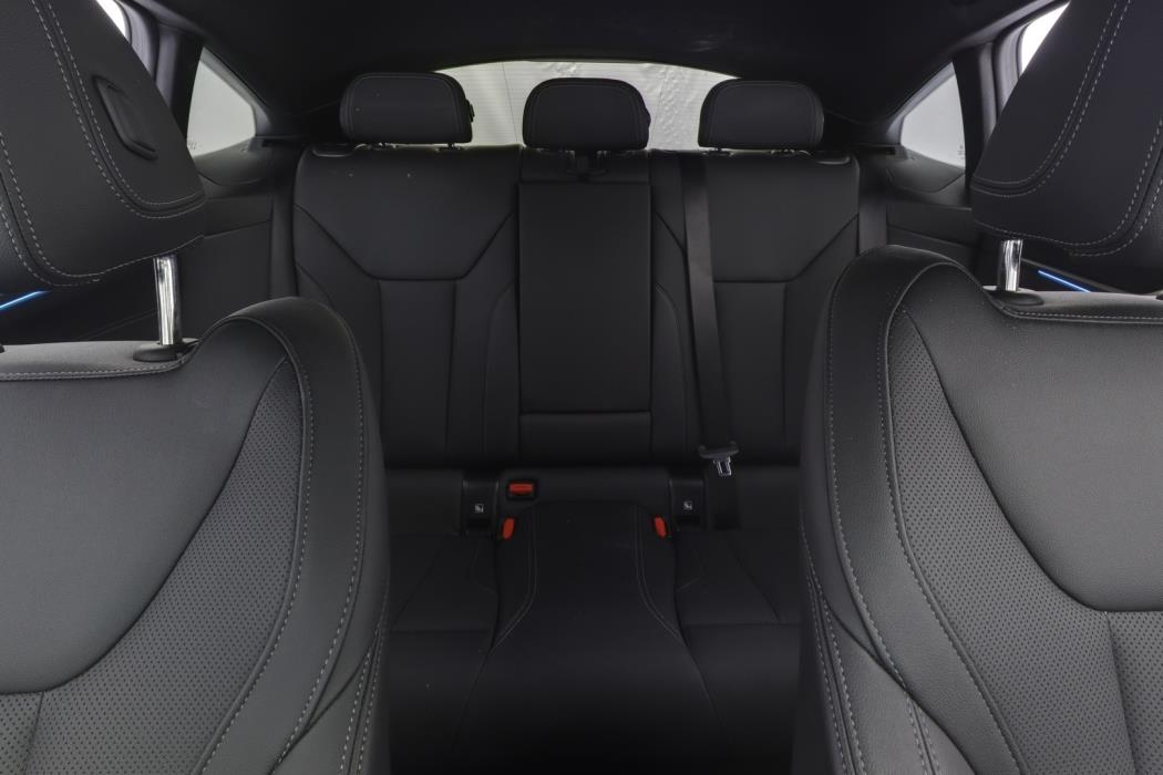 BMW i4 2025