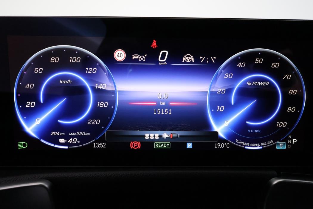 MERCEDES-BENZ EQB 2025