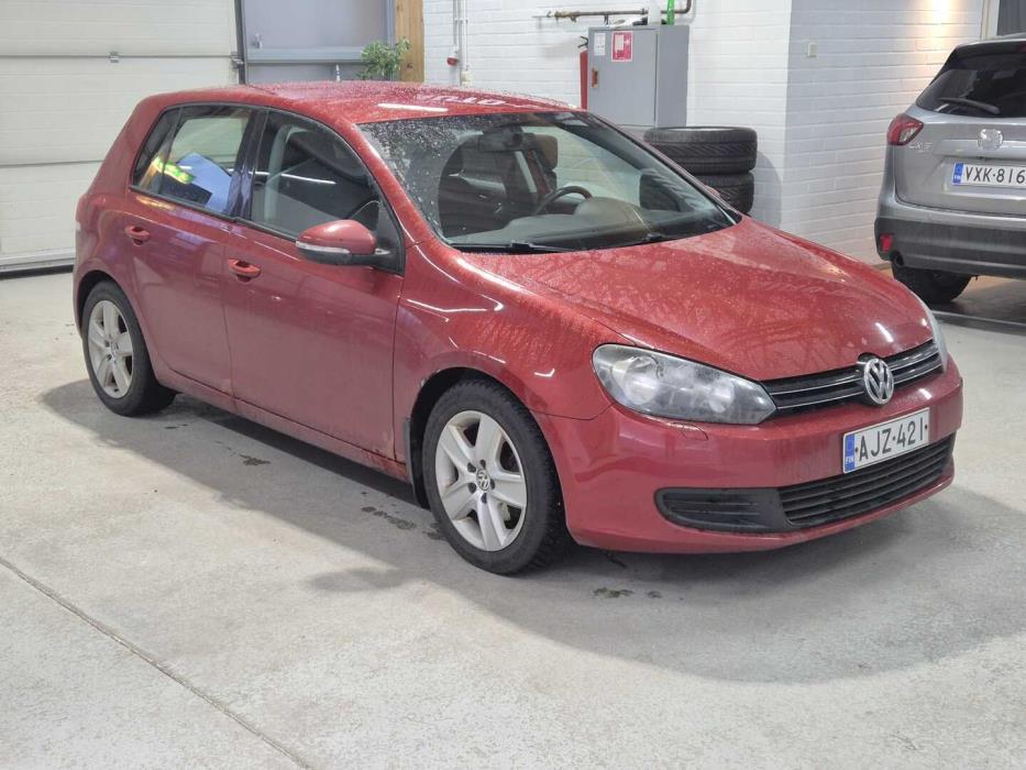 VOLKSWAGEN Golf 2009