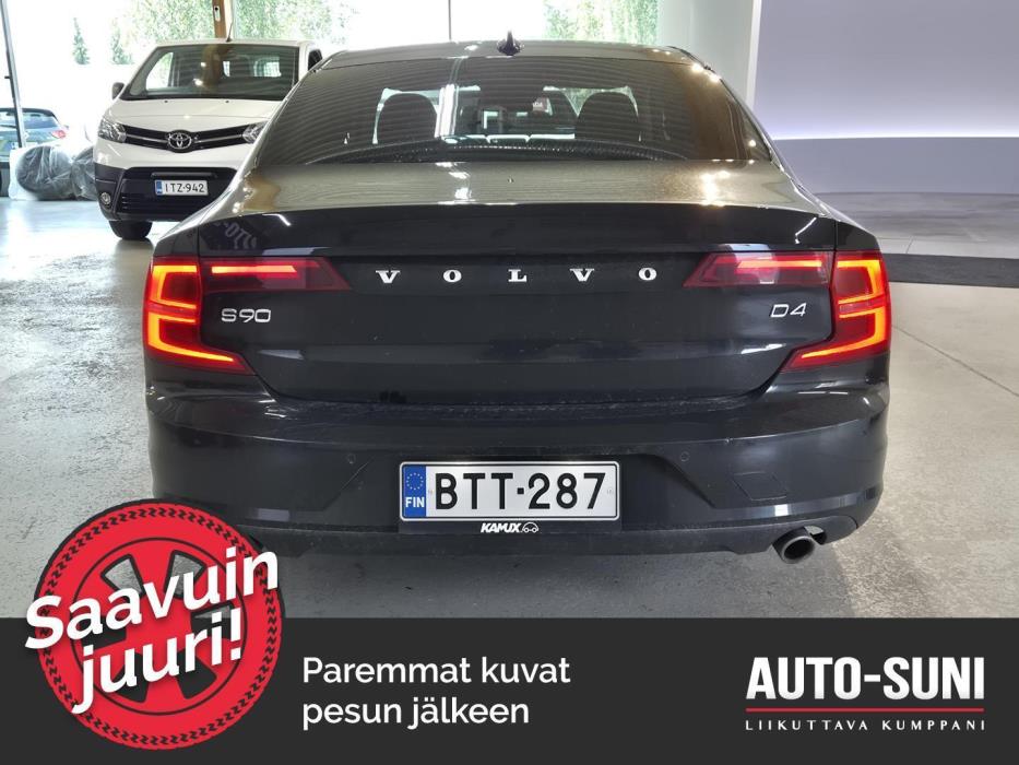VOLVO S90 2017
