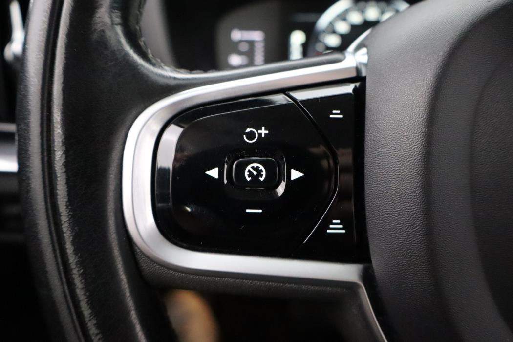 VOLVO V60 2019