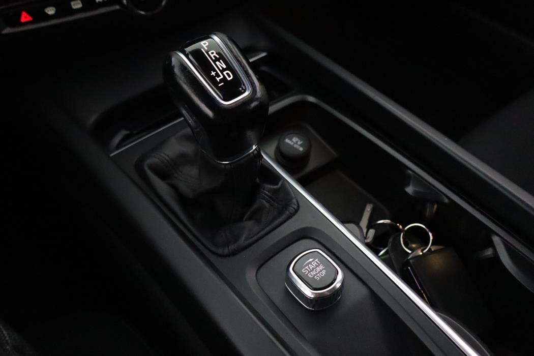VOLVO V60 2019