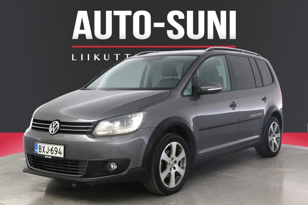 VOLKSWAGEN Touran 2011