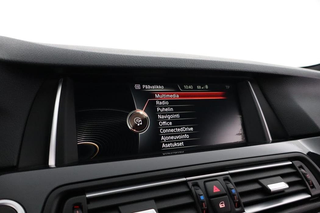 BMW 520 2015