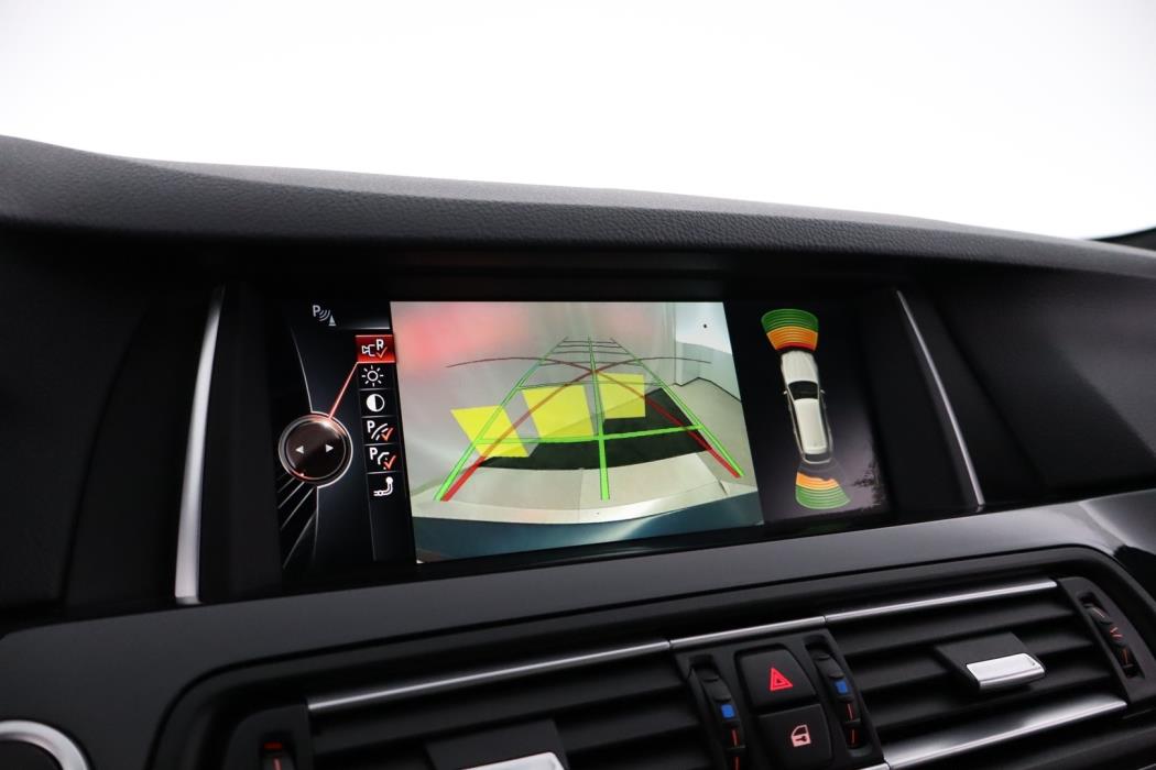 BMW 520 2015