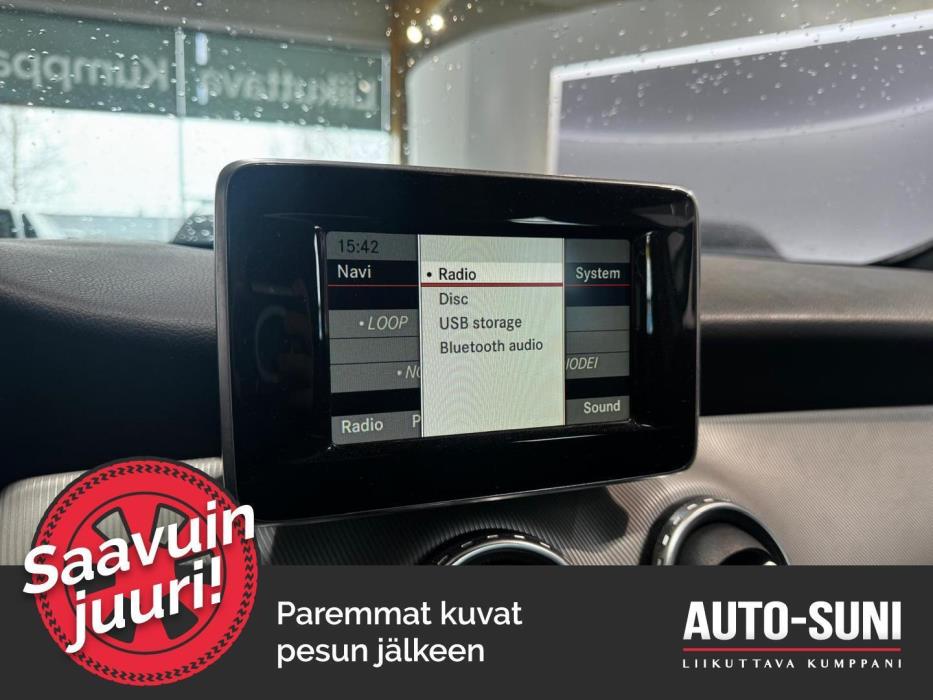 MERCEDES-BENZ GLA 2015