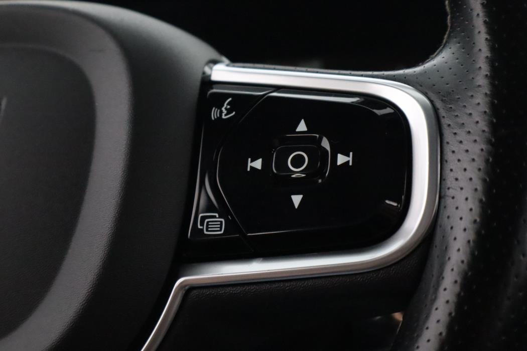 VOLVO XC90 2017