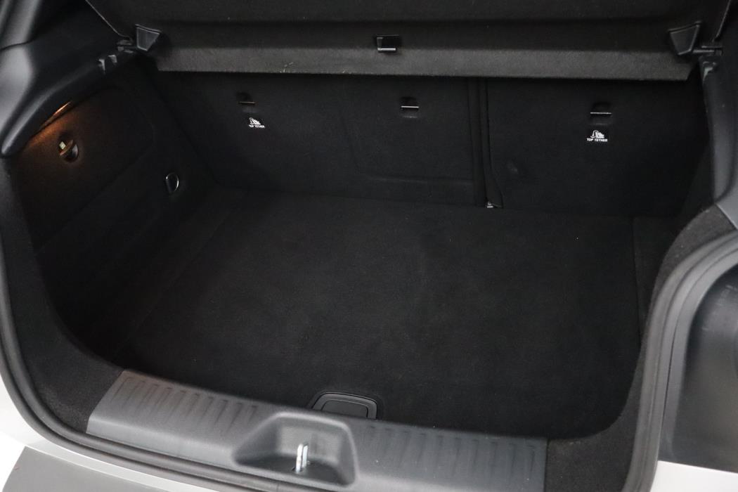 MERCEDES-BENZ A 2013