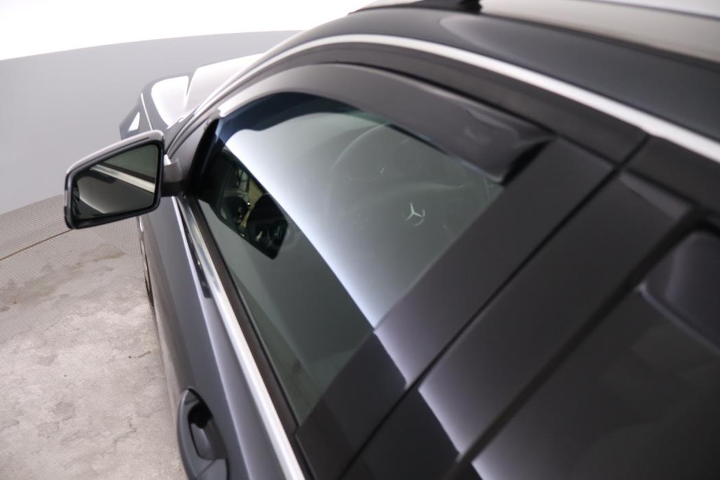 MERCEDES-BENZ C 2010